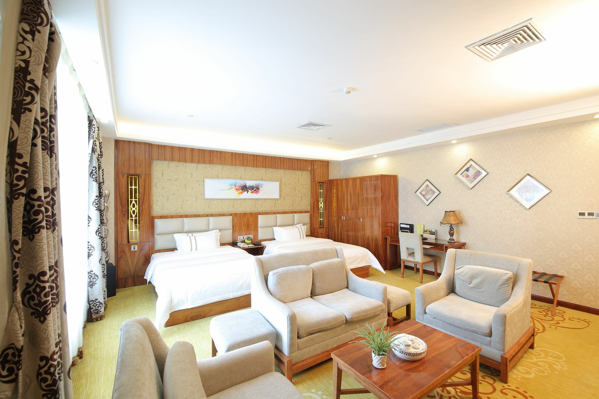 Oubon International Hotel Guangzhou Exterior foto